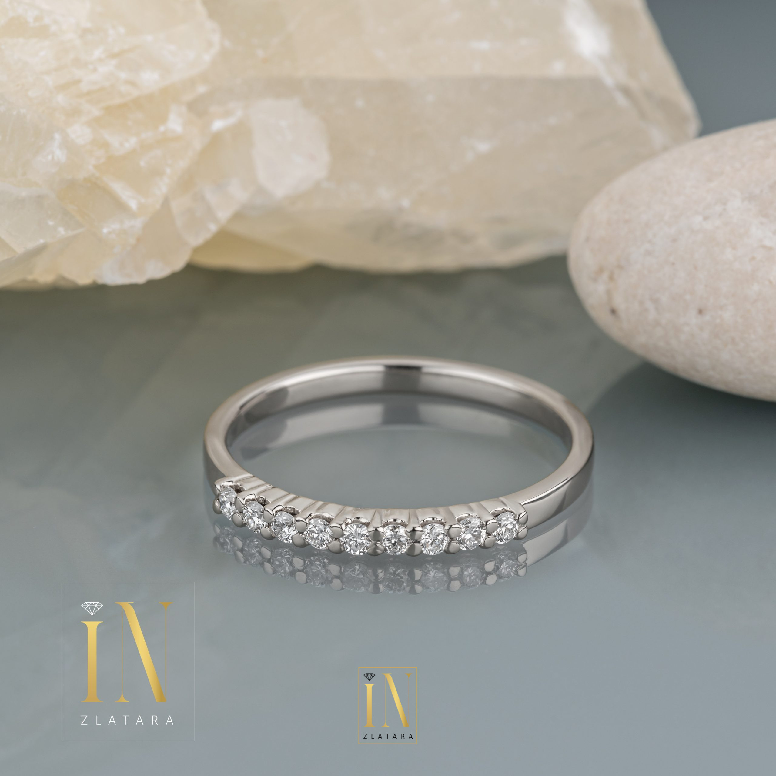 Verenički prsten od belog zlata sa brilijantima - Image 2