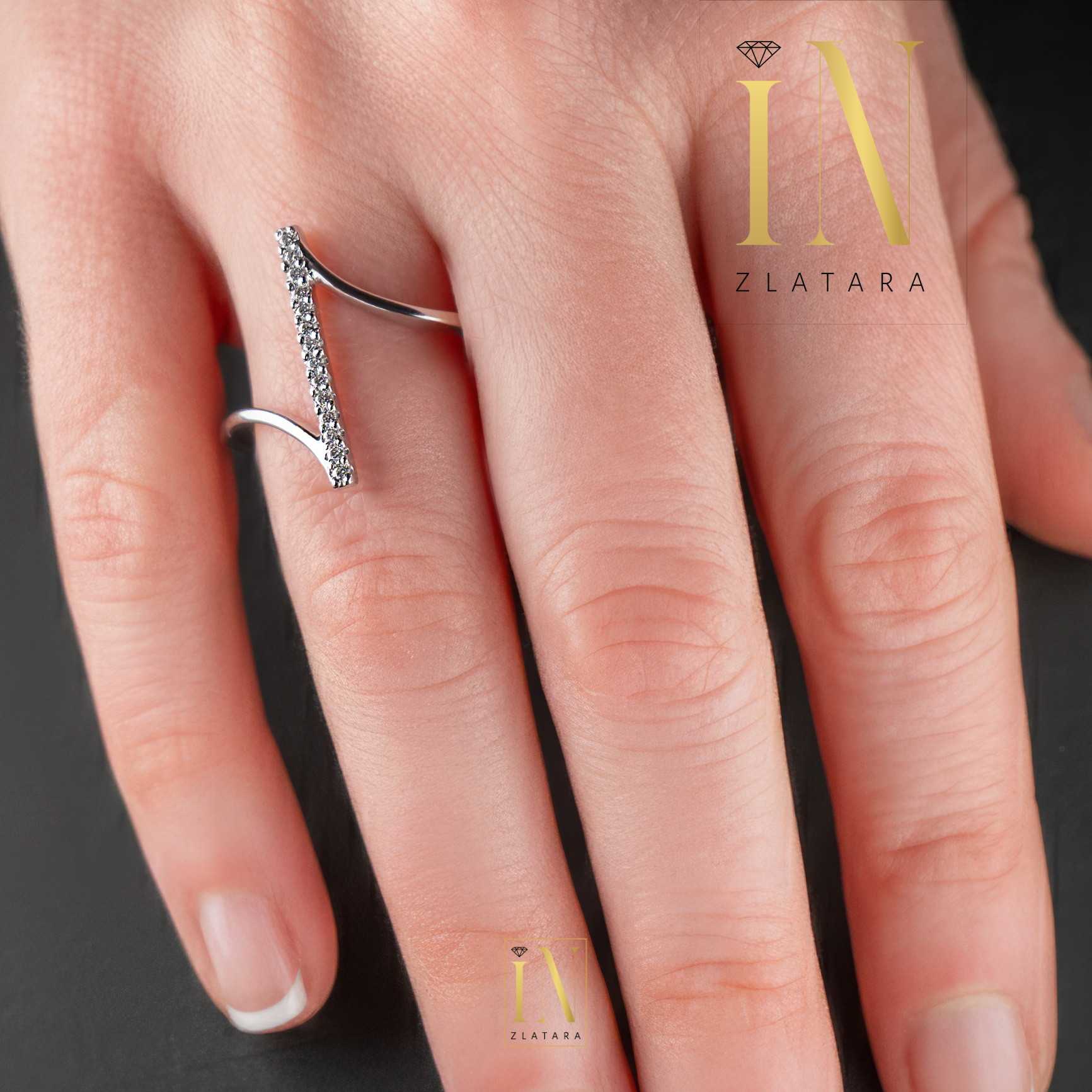 Prsten interesantnog dizajna od belog zlata sa brilijantima - Image 3