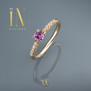 Prsten od žutog zlata sa roze safirom i brilijantima